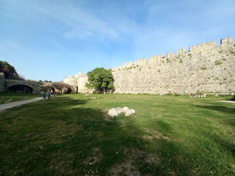 rhodes walls